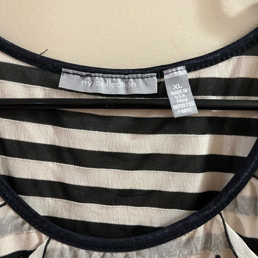 NY Collection Scalloped Sleeveless Top Size XL